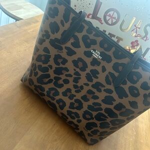 Coach tote